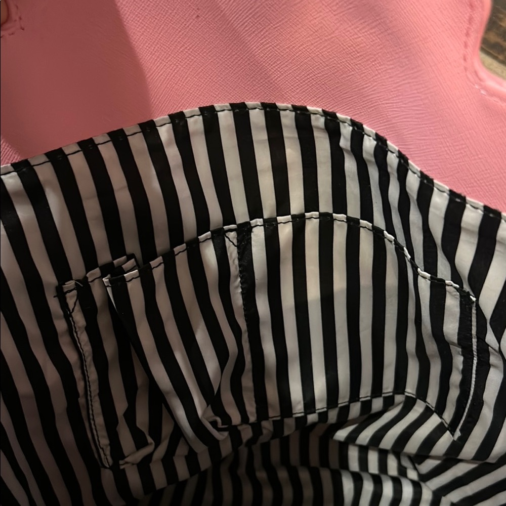 Marc Tetro Pink Tote Bag with Dog Print - Picture 11 of 12